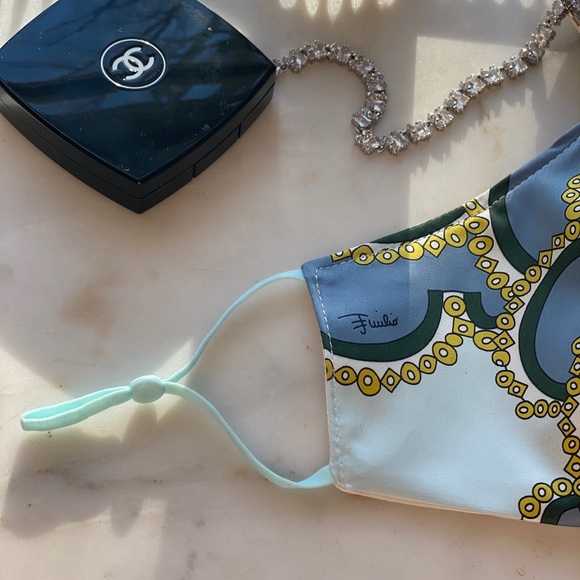 Luxury Face Mask Made From Authentic Emilio Pucci - Picture 2 of 7